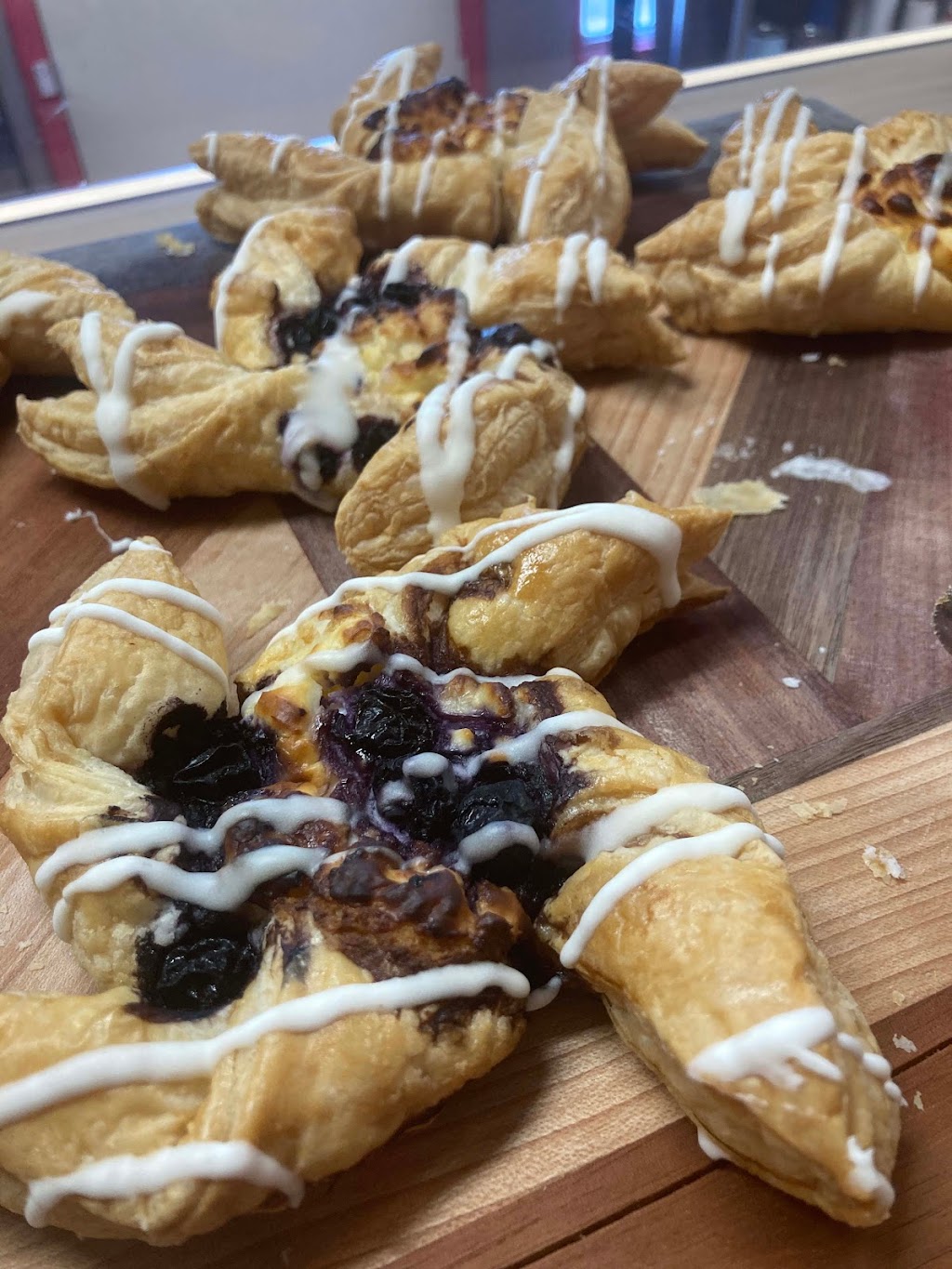 Sweet Life Bakery & Custom Creations | bakery | 903 N Main Ave, Big Lake, TX 76932, USA | 3254502250 OR +1 325-450-2250