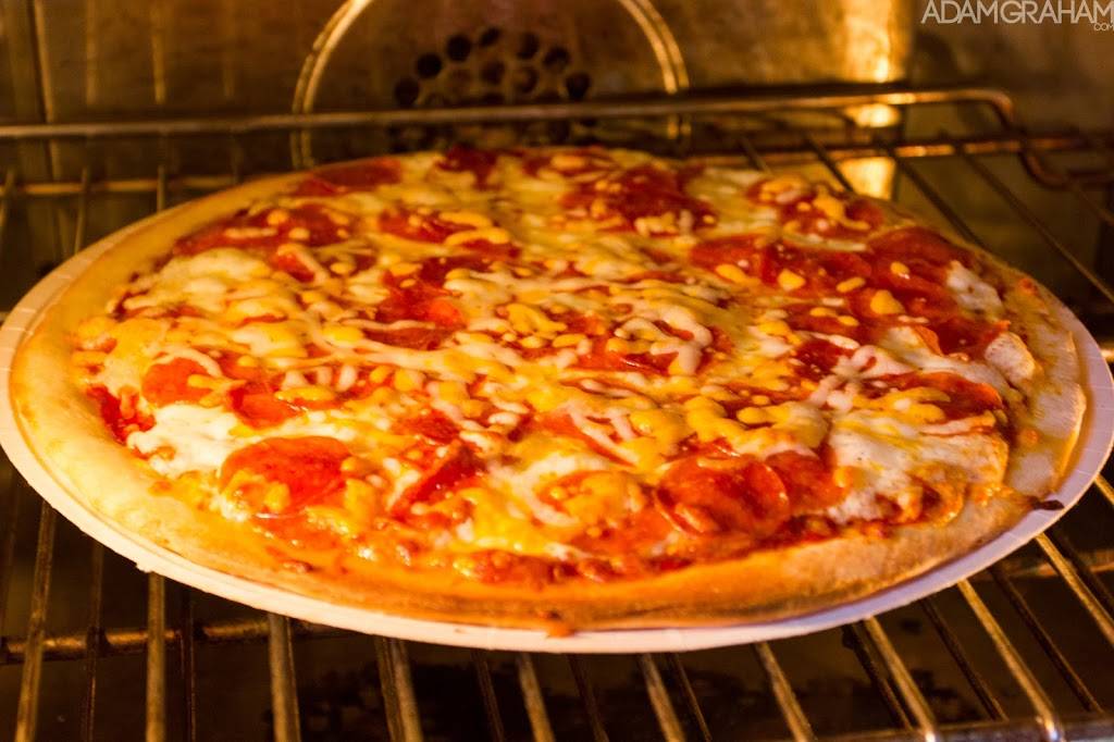 Papa Murphys Take N Bake Pizza | meal takeaway | 678 W Napa St, Sonoma, CA 95476, USA | 7079965000 OR +1 707-996-5000