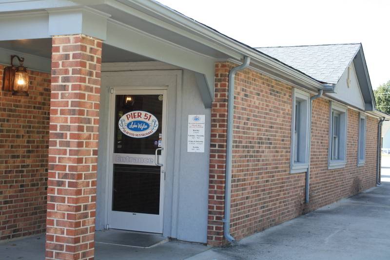 Pier 51 | restaurant | 3921 Mt Gallant Rd, Rock Hill, SC 29732, USA | 8039801234 OR +1 803-980-1234