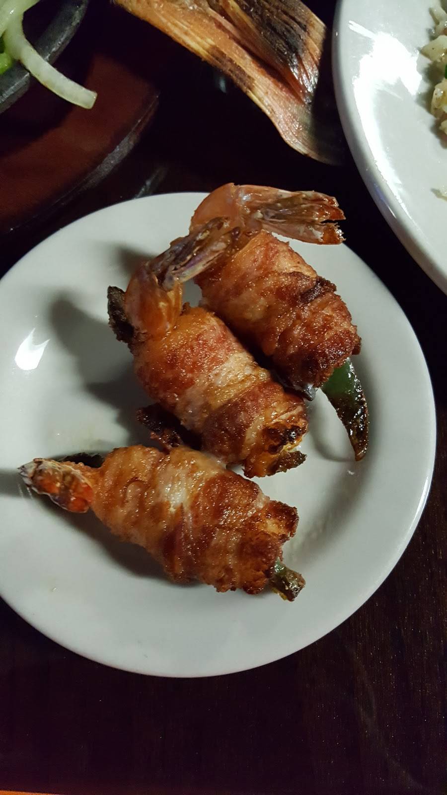 Ostioneria Michoacan | restaurant | 7787 Sudley Rd #14, Manassas, VA 20109, USA | 5717193160 OR +1 571-719-3160