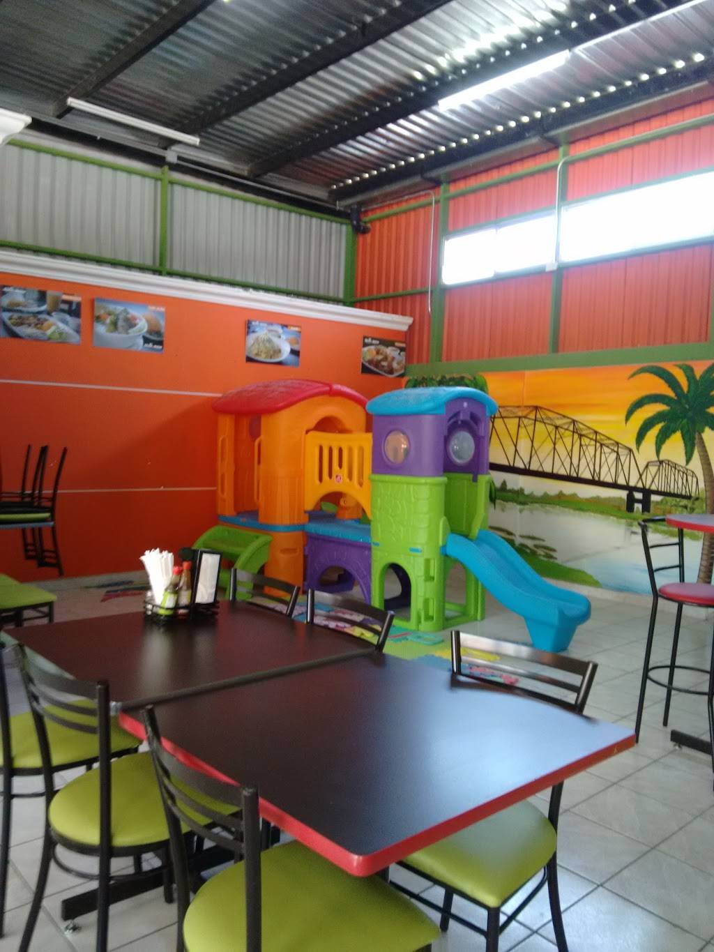 Teri•Sushi Express | restaurant | Blvd. el Refugio s/n, El Florido 1ra y 2da Secc, Tijuana, B.C., Mexico | 016642504432 OR +52 664 250 4432