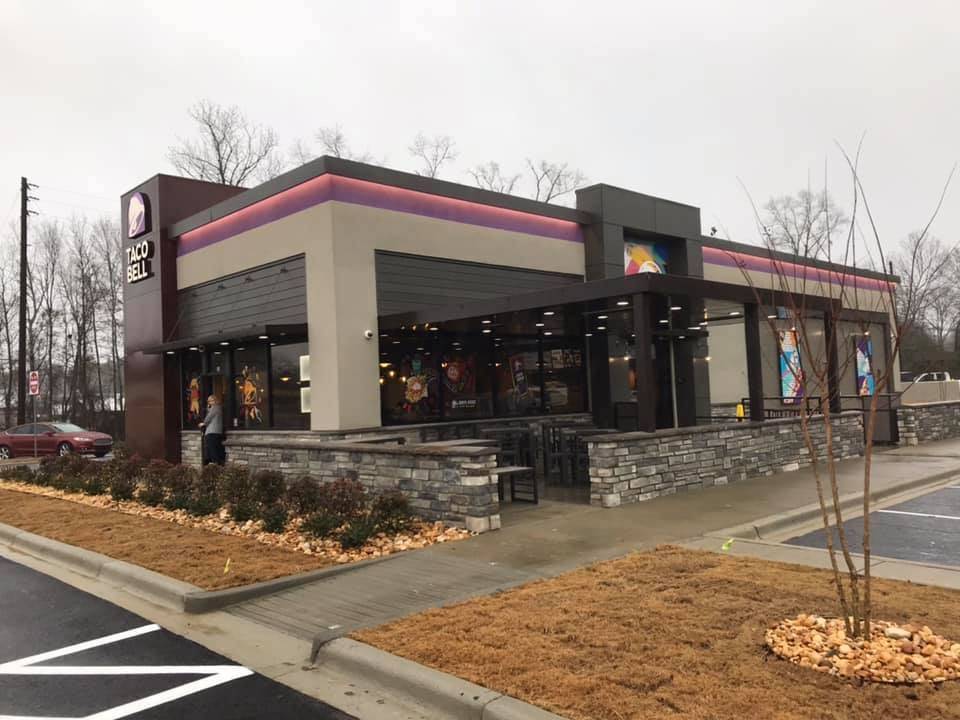 Taco Bell | restaurant | 218 W College St, Columbiana, AL 35051, United States | 2056691606 OR +1 205-669-1606