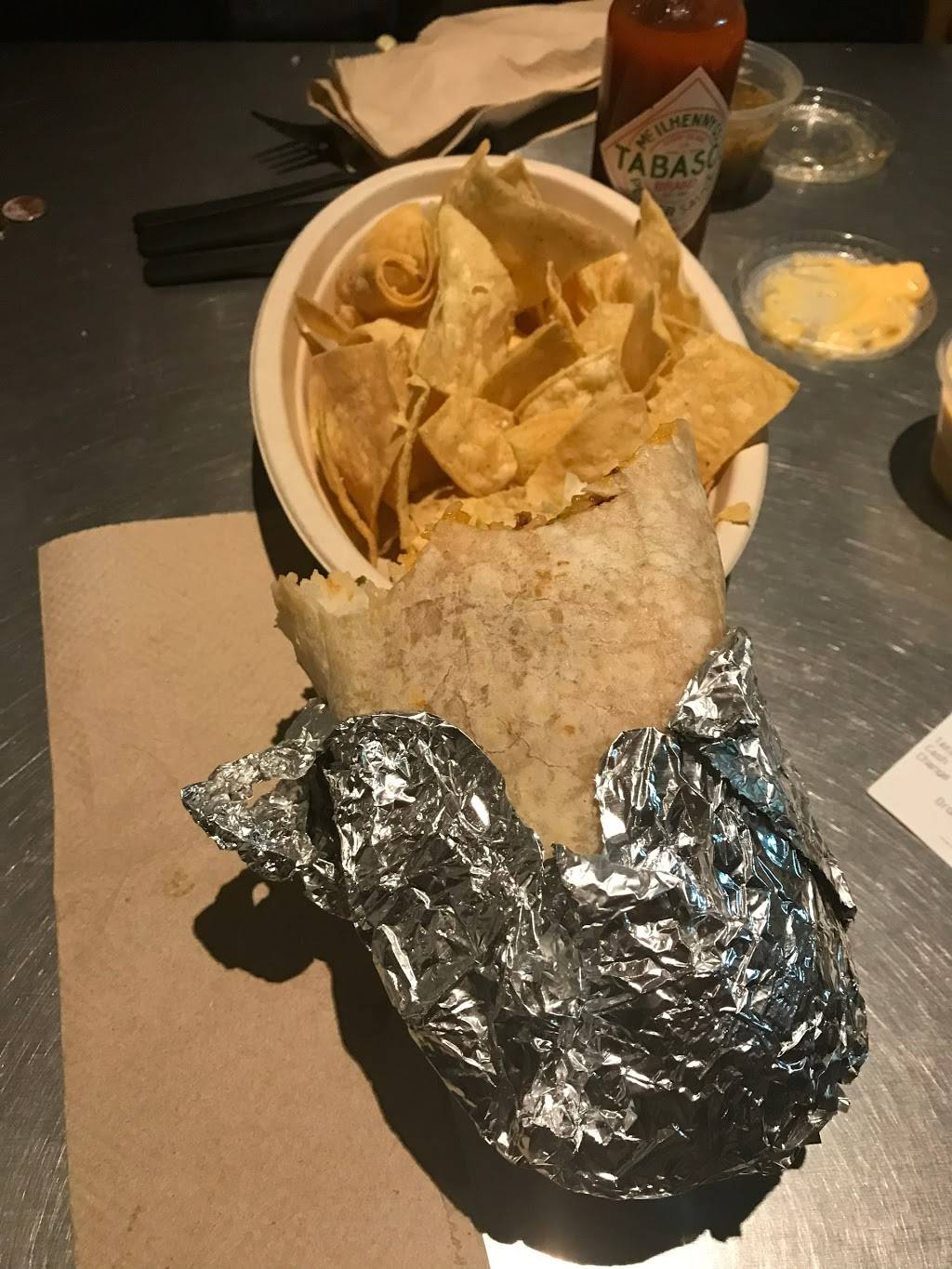 Chipotle Mexican Grill | restaurant | 3830 Truxel Rd Ste 300, Sacramento, CA 95834, USA | 9165749671 OR +1 916-574-9671