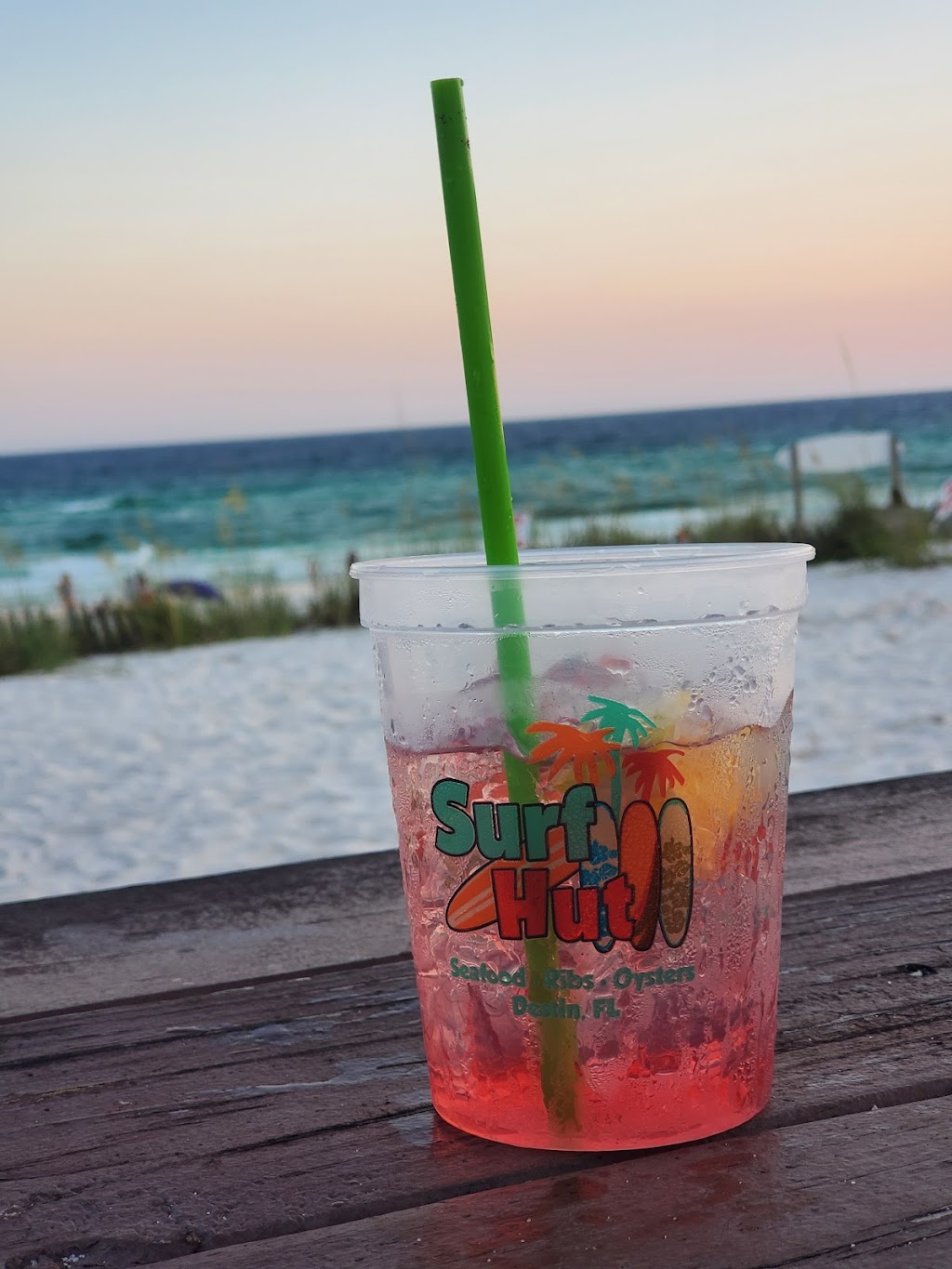 Surf Hut | restaurant | 551 Scenic Gulf Dr, Destin, FL 32550, USA | 8504607750 OR +1 850-460-7750