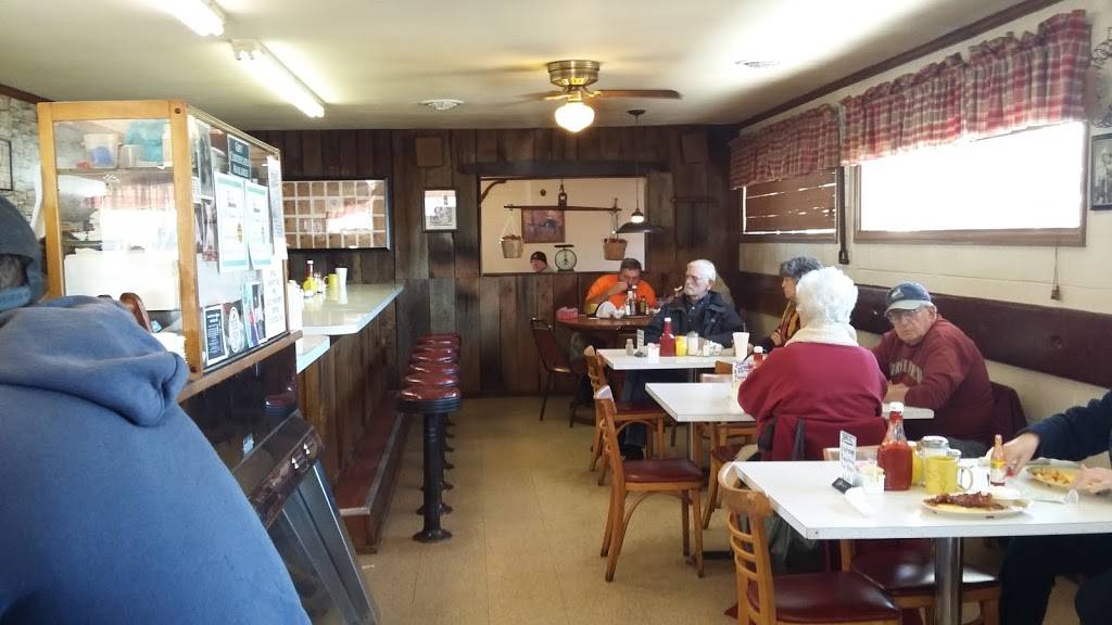 Forks Country Restaurant | restaurant | 1619 Forest Rd, Bedford, VA 24523, USA | 5405869041 OR +1 540-586-9041