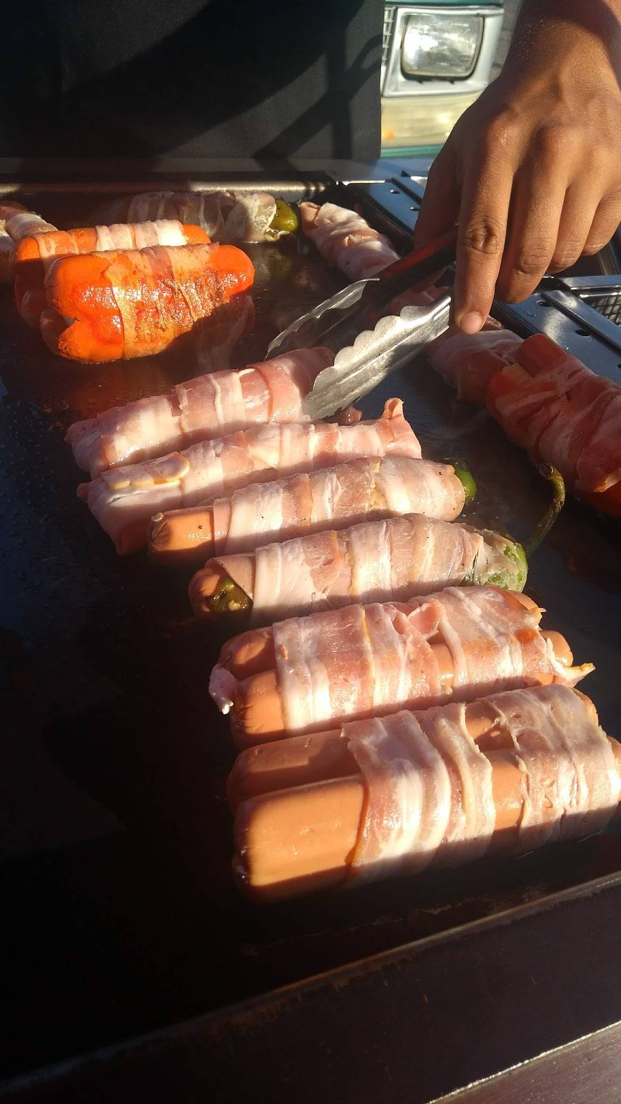 "Los Ke Dogos" | restaurant | México 6563, El Jibarito, 22606 Tijuana, B.C., Mexico | 016688204975 OR +52 668 820 4975