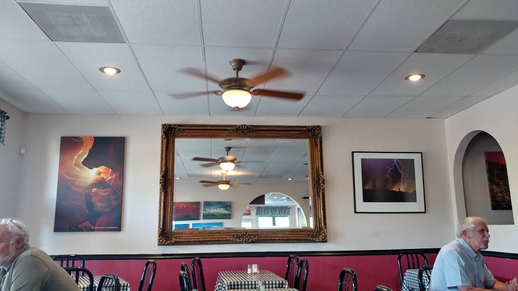 The Hills Pizza & Desserts | restaurant | 16726 E El Pueblo Blvd, Fountain Hills, AZ 85268, USA | 4808166656 OR +1 480-816-6656