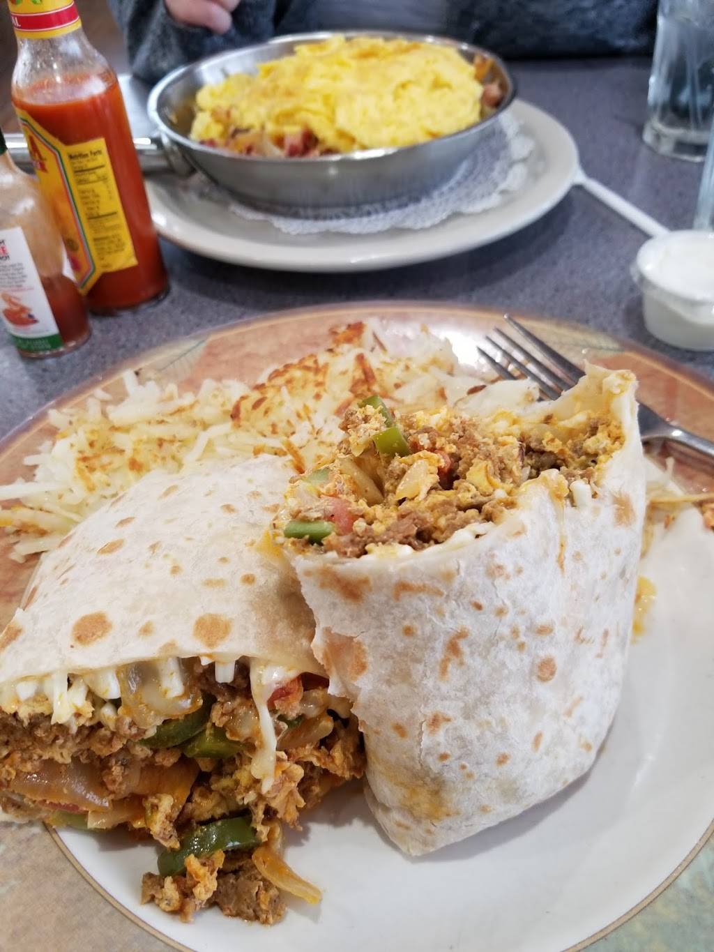 Southern Belles | restaurant | 6737 S Archer Ave, Bridgeview, IL 60455, USA | 7084584778 OR +1 708-458-4778