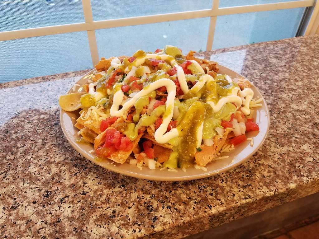 La Tiendita | restaurant | 114 Avenida Victoria, San Clemente, CA 92672, USA | 9493662924 OR +1 949-366-2924