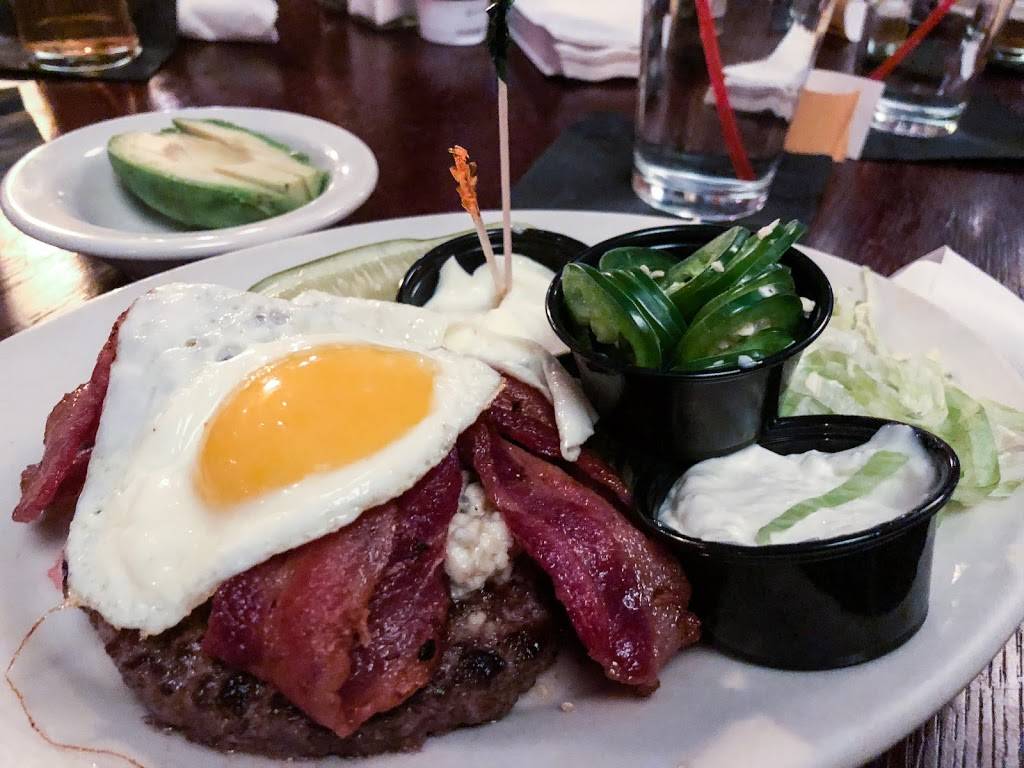 Red Coat Tavern | restaurant | 6745 Orchard Lake Rd, West Bloomfield Township, MI 48322, USA | 2488650500 OR +1 248-865-0500