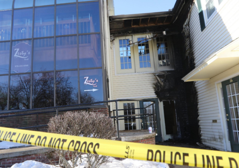 Zestys Pizza | restaurant | 10 Vinal Square, North Chelmsford, MA 01863, USA | 9782216568 OR +1 978-221-6568