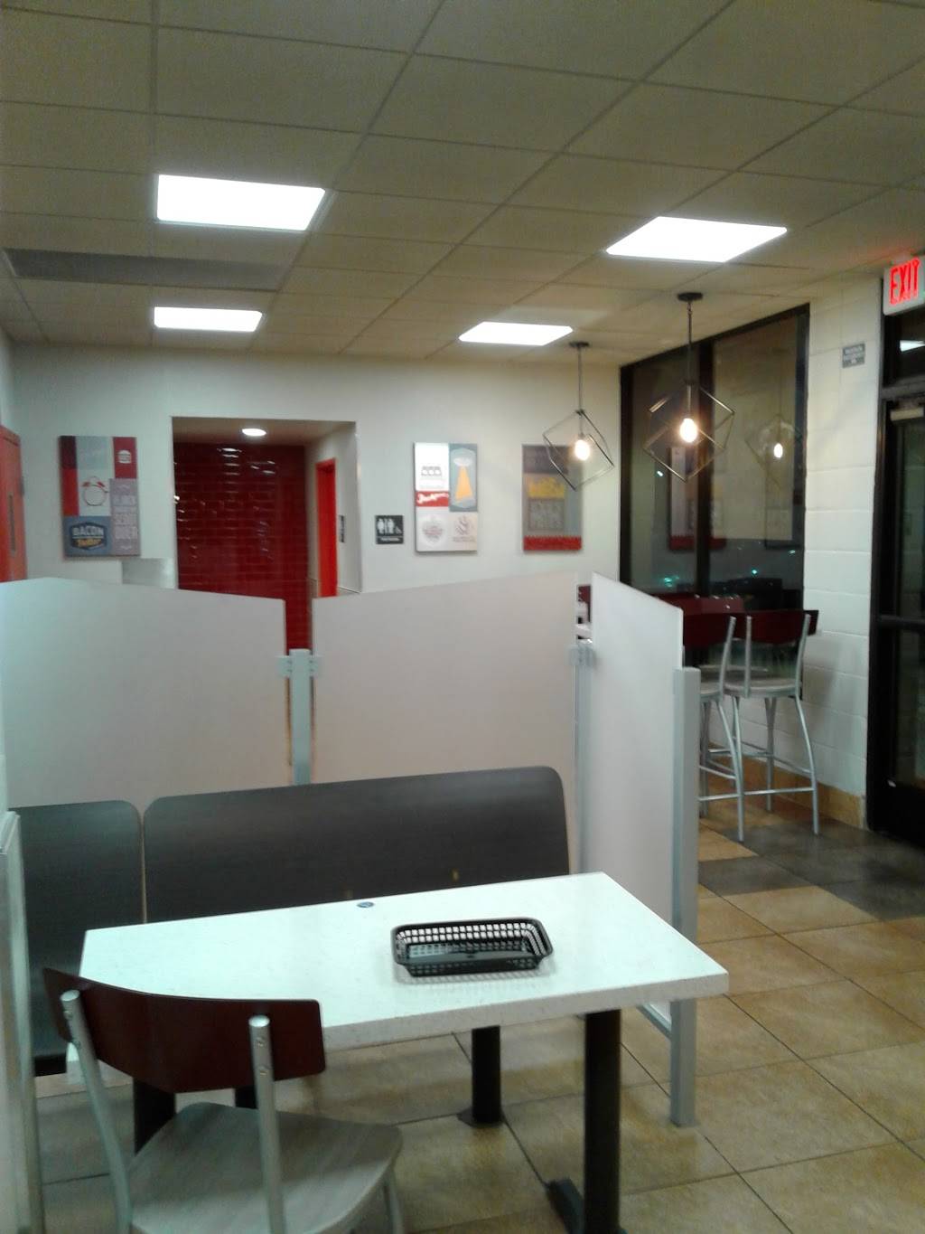 Jack in the Box | restaurant | 3430 Tully Rd Ste 65, Modesto, CA 95350, USA | 2095264355 OR +1 209-526-4355