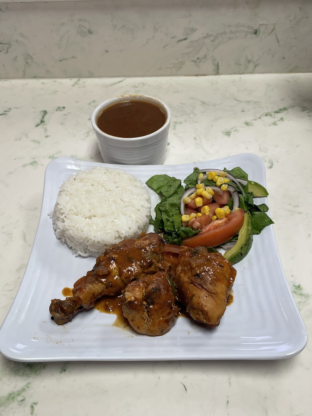 NEW YORK CARIBBEAN RESTAURANT | restaurant | 2313 Harvey St Suite 11, McAllen, TX 78501, USA | 9568004535 OR +1 956-800-4535
