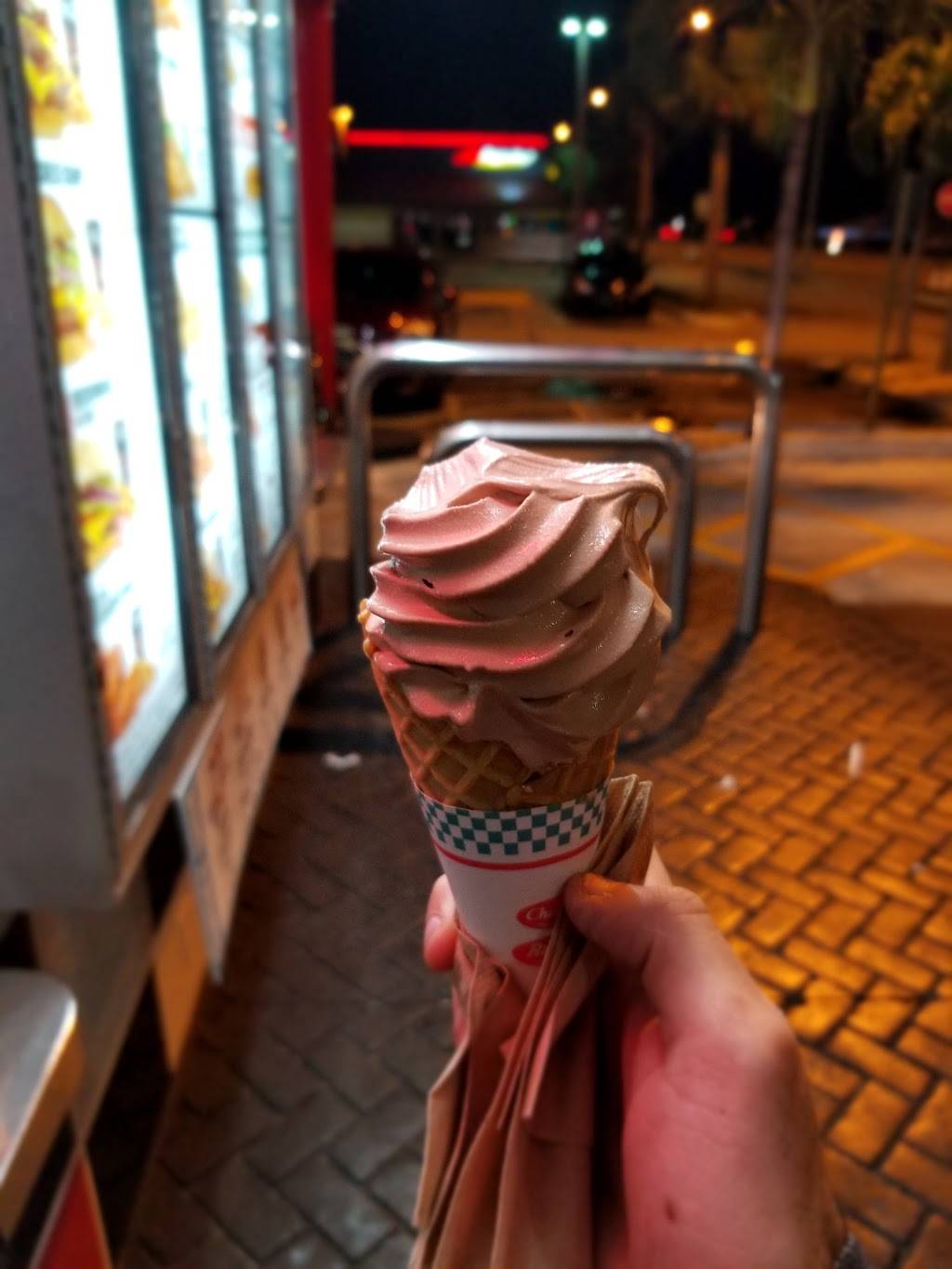 Checkers | restaurant | 10695 Bird Rd, Miami, FL 33165, USA | 3052202823 OR +1 305-220-2823