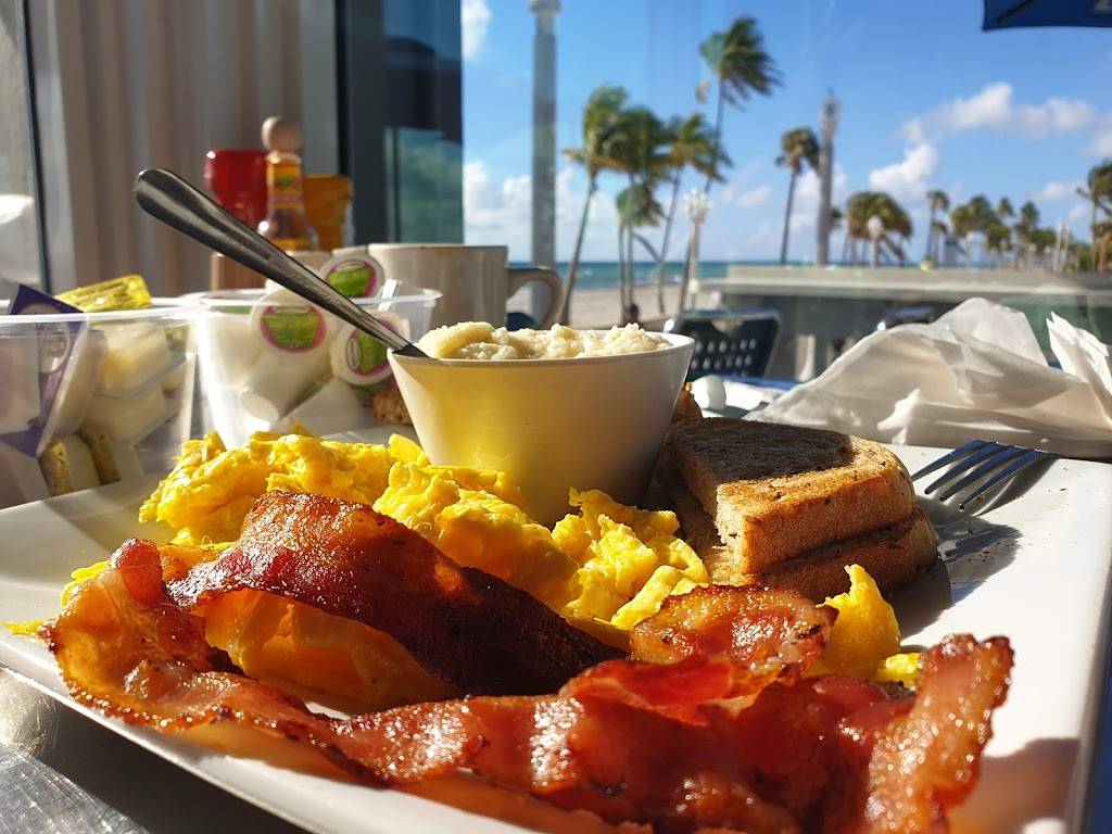 Oceans 13 Sports Bar and Grill | restaurant | 3111 N Surf Rd, Hollywood, FL 33019, USA | 9546134026 OR +1 954-613-4026