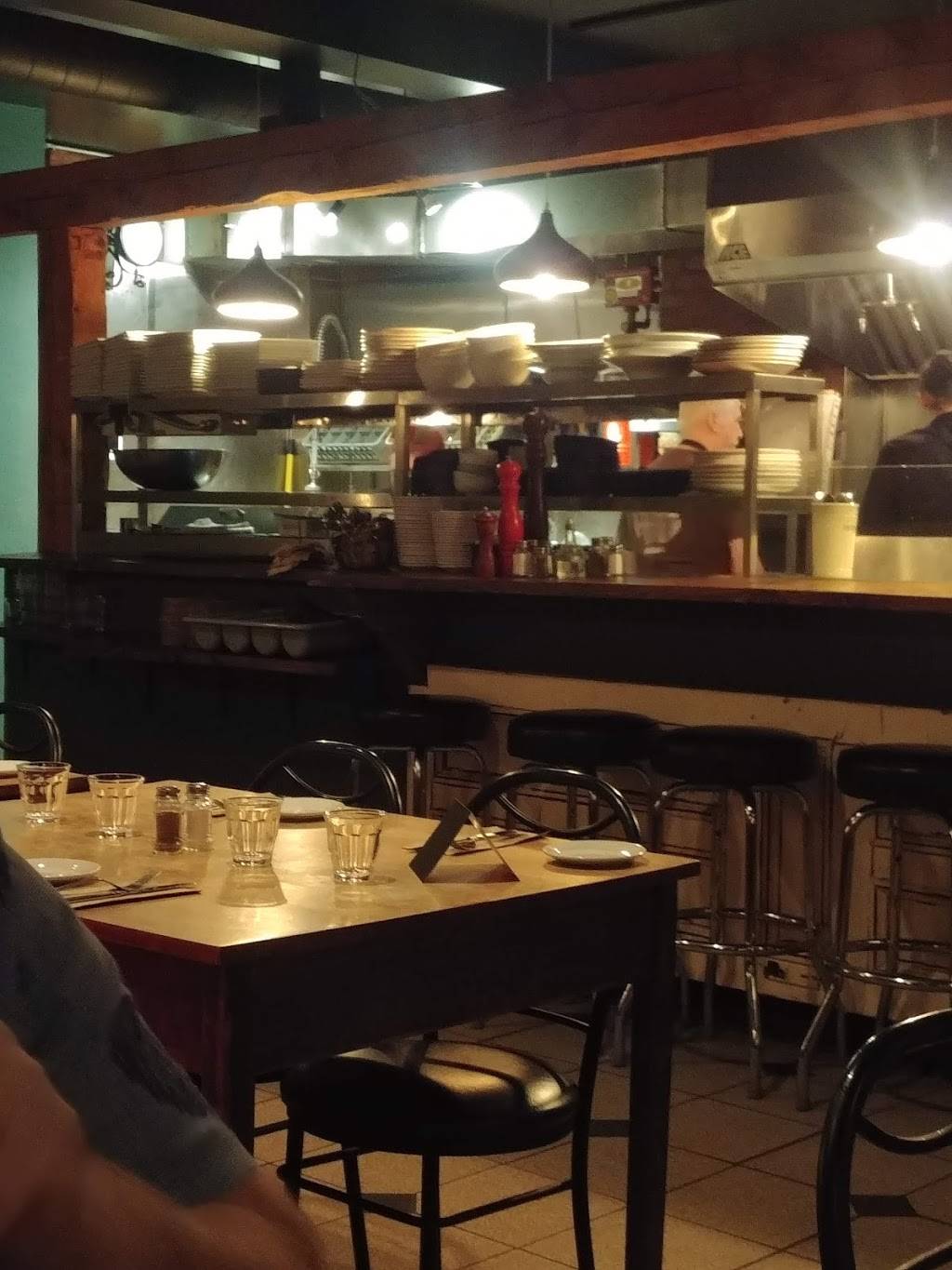 Le C.A. Resto Traiteur | restaurant | 434 Boulevard Manseau, Joliette, QC J6E 3E1, Canada | 4503945880 OR +1 450-394-5880