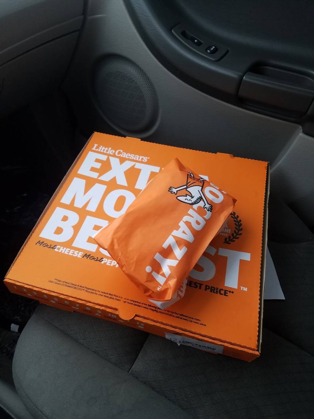 Little Caesars Pizza | meal takeaway | 24492 W 10 Mile Rd, Southfield, MI 48034, USA | 2483552334 OR +1 248-355-2334