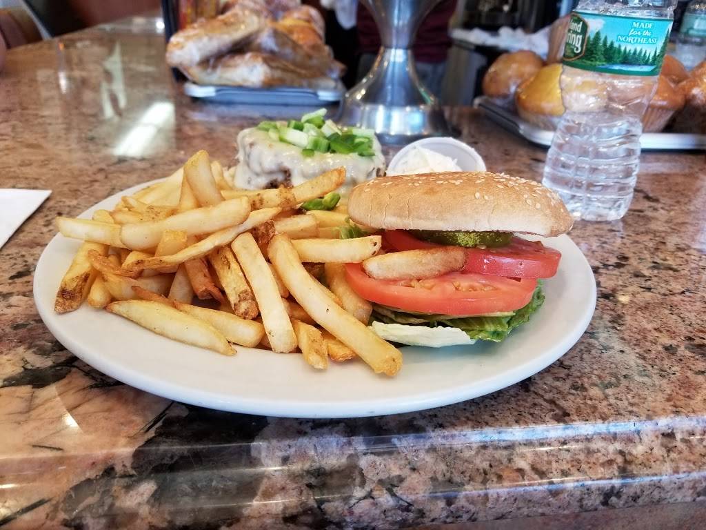 Corkys | restaurant | 2537 Grand Concourse, Bronx, NY 10468, USA | 7189332484 OR +1 718-933-2484