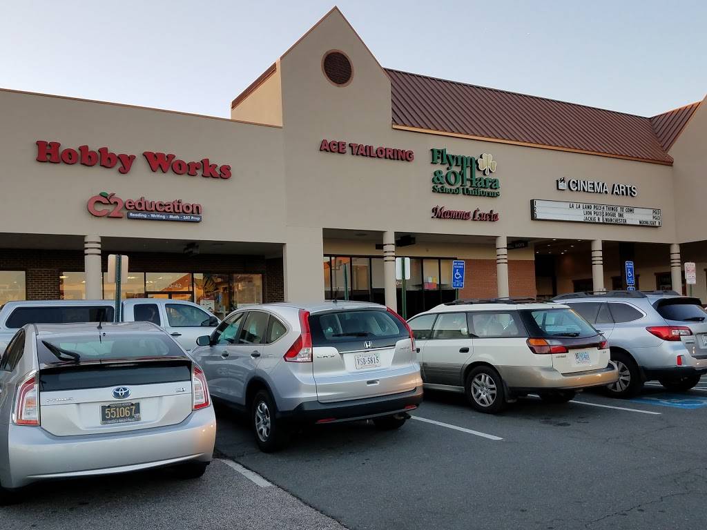 Mamma Lucia | restaurant | 9650 Main St, Fairfax, VA 22031, USA | 7034259408 OR +1 703-425-9408