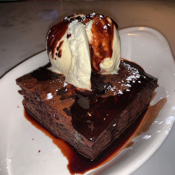 Desi Vega’s Seafood and Prime Steaks | restaurant | 111 Veterans Blvd #150, Metairie, LA 70005, USA | 5042932490 OR +1 504-293-2490