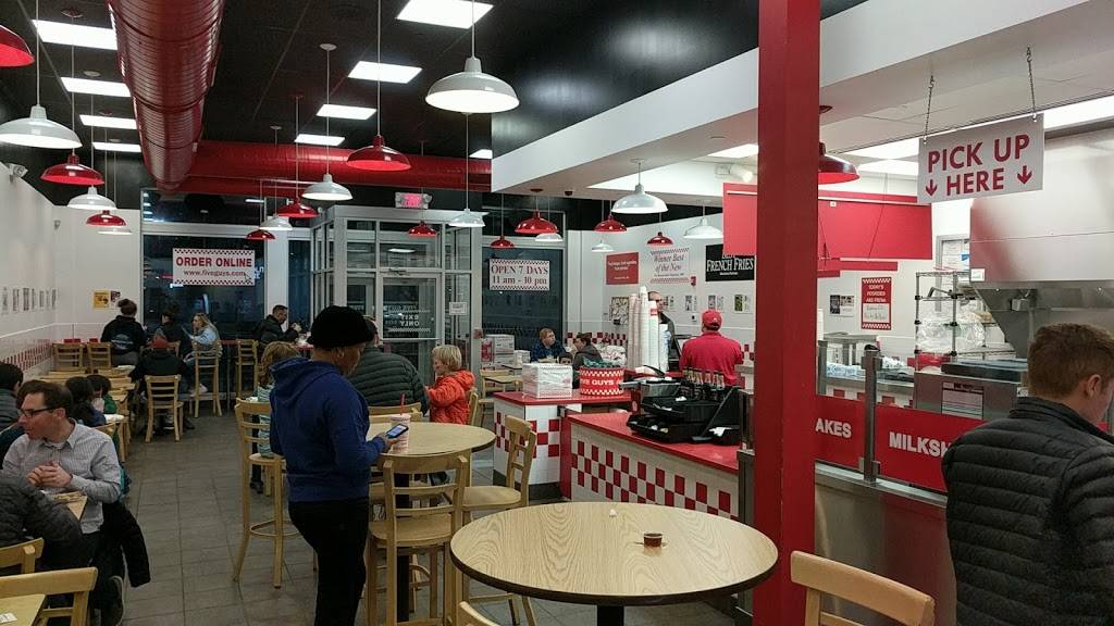 Five Guys | meal takeaway | 43 Middlesex Turnpike, Burlington, MA 01803, USA | 7817503152 OR +1 781-750-3152