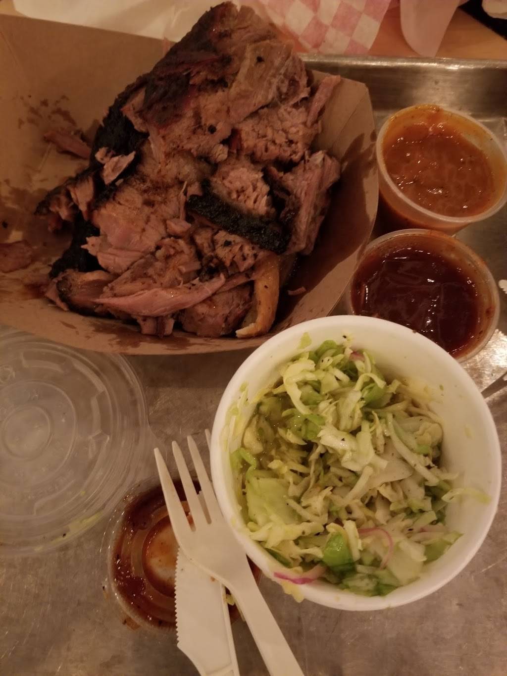 Smoque BBQ - Revival Food Hall | restaurant | 125 S Clark St, Chicago, IL 60603, USA | 7737706232 OR +1 773-770-6232