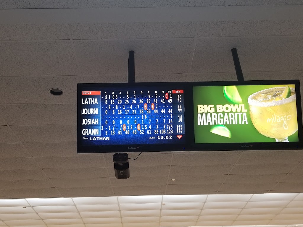 AMF DeSoto Lanes | restaurant | 121 Northgate Dr, DeSoto, TX 75115, USA | 9727808090 OR +1 972-780-8090