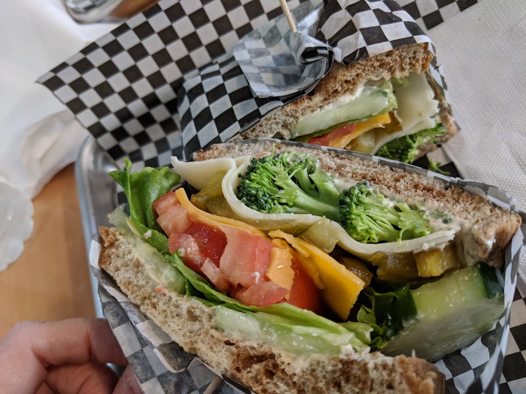 Goodies Eatery | restaurant | 116 E College Ave, Tallahassee, FL 32301, USA | 8506813888 OR +1 850-681-3888