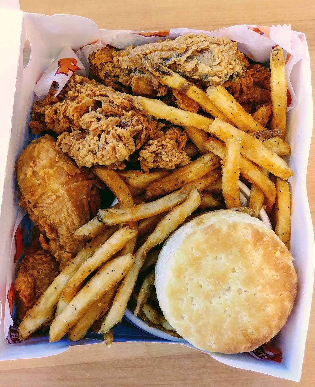 Popeyes Louisiana Kitchen | restaurant | 23462 Los Alisos Blvd, Mission Viejo, CA 92691, USA | 9494468040 OR +1 949-446-8040