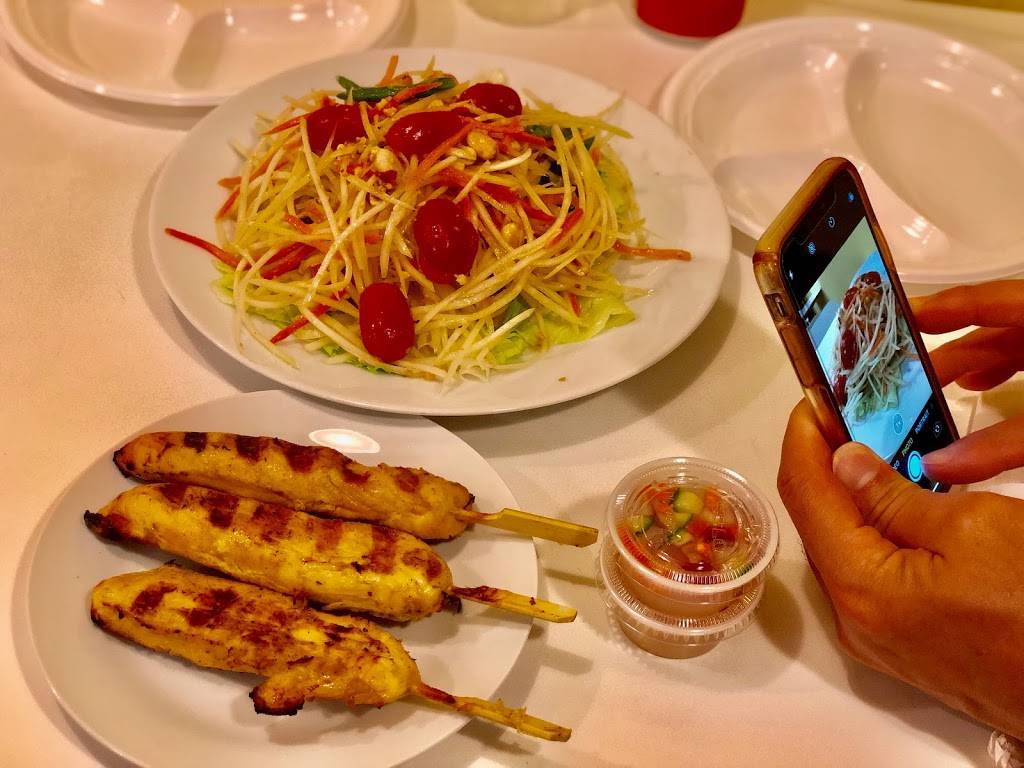 Thai Thai Kitchen | restaurant | 6 Cypress St, Brookline, MA 02445, USA | 6172773000 OR +1 617-277-3000