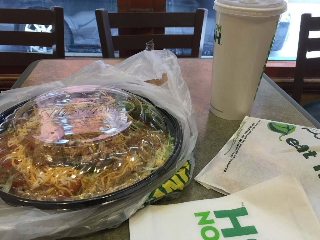 Subway | meal takeaway | 205 Portland St, Boston, MA 02114, USA | 6172483948 OR +1 617-248-3948