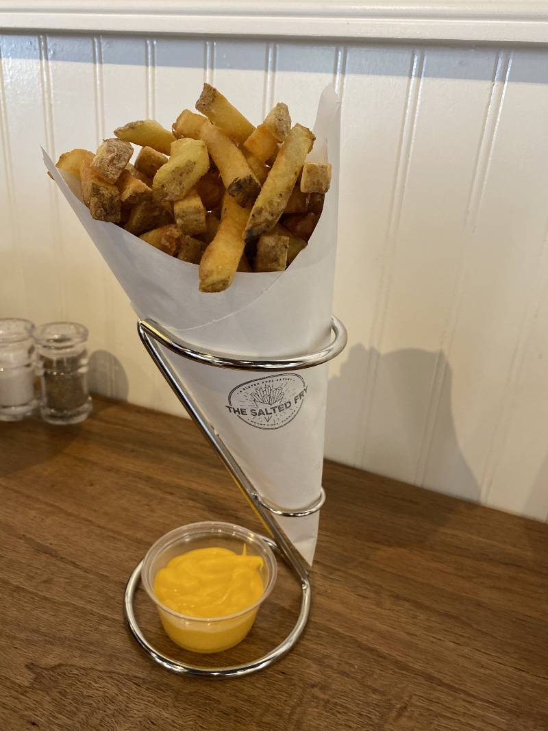 The Salted Fry | restaurant | 342 Dora Drawdy Way, Mt Dora, FL 32757, USA | 3527203755 OR +1 352-720-3755