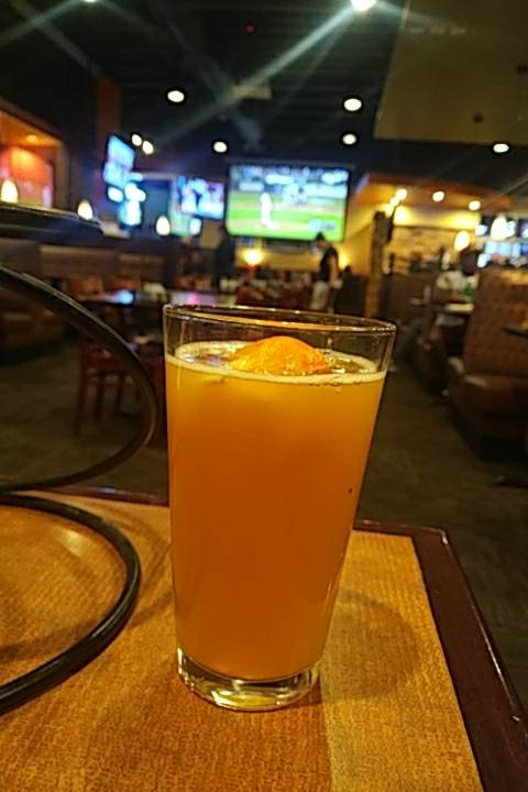 Bostons Restaurant & Sports Bar | restaurant | 16927 Sierra Lakes Pkwy, Fontana, CA 92336, USA | 9098232300 OR +1 909-823-2300