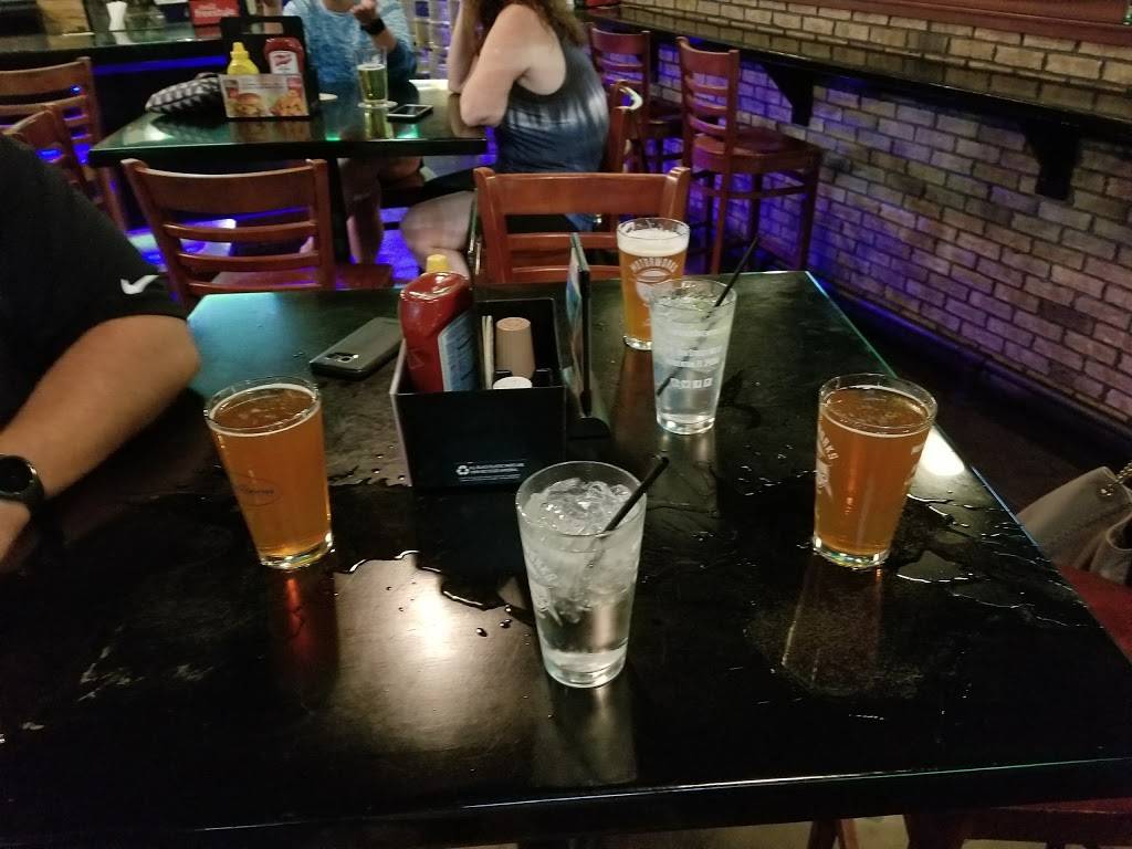 Beef O Bradys | restaurant | 18835 FL-54, Lutz, FL 33558, USA | 8134286928 OR +1 813-428-6928