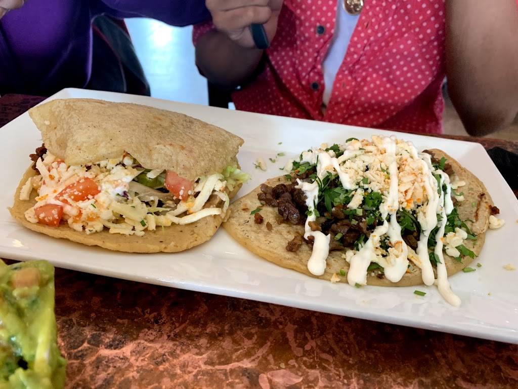 Maize at the Station | restaurant | 100 N Chestnut St, Champaign, IL 61820, USA | 2173553611 OR +1 217-355-3611