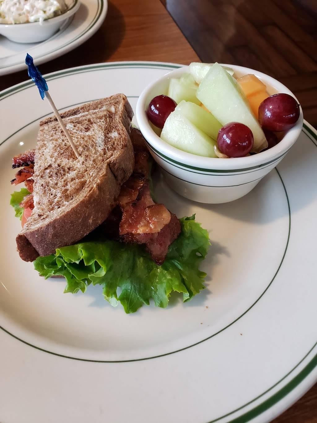 Lumberjacks | restaurant | 2075 Nevada City Hwy, Grass Valley, CA 95945, USA | 5304778900 OR +1 530-477-8900