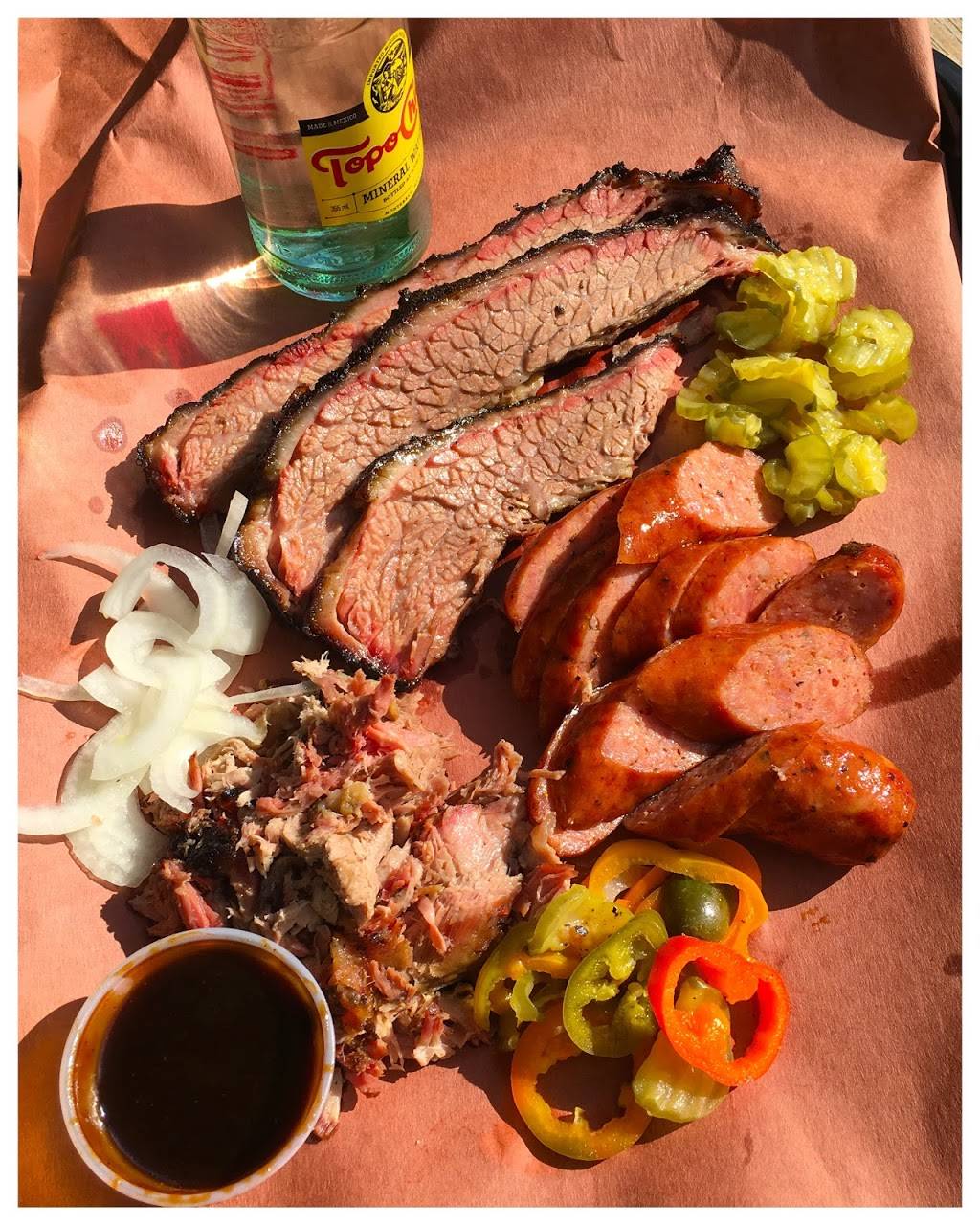 Honky Tonk Kid BBQ | restaurant | 112 Mary Ave #2, Waco, TX 76701, USA | 2547492368 OR +1 254-749-2368