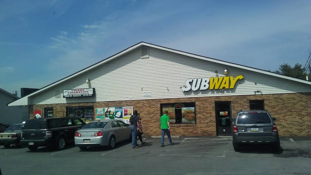 Subway Restaurants | restaurant | 1431 Sr 209, Brodheadsville, PA 18322, United States | 5709928355 OR +1 570-992-8355