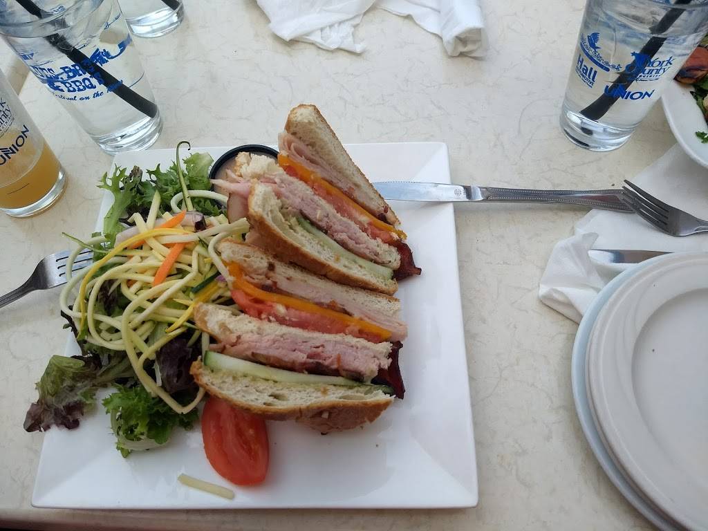 Water Street Grille | restaurant | 323 Water St, Yorktown, VA 23690, USA | 7573695644 OR +1 757-369-5644