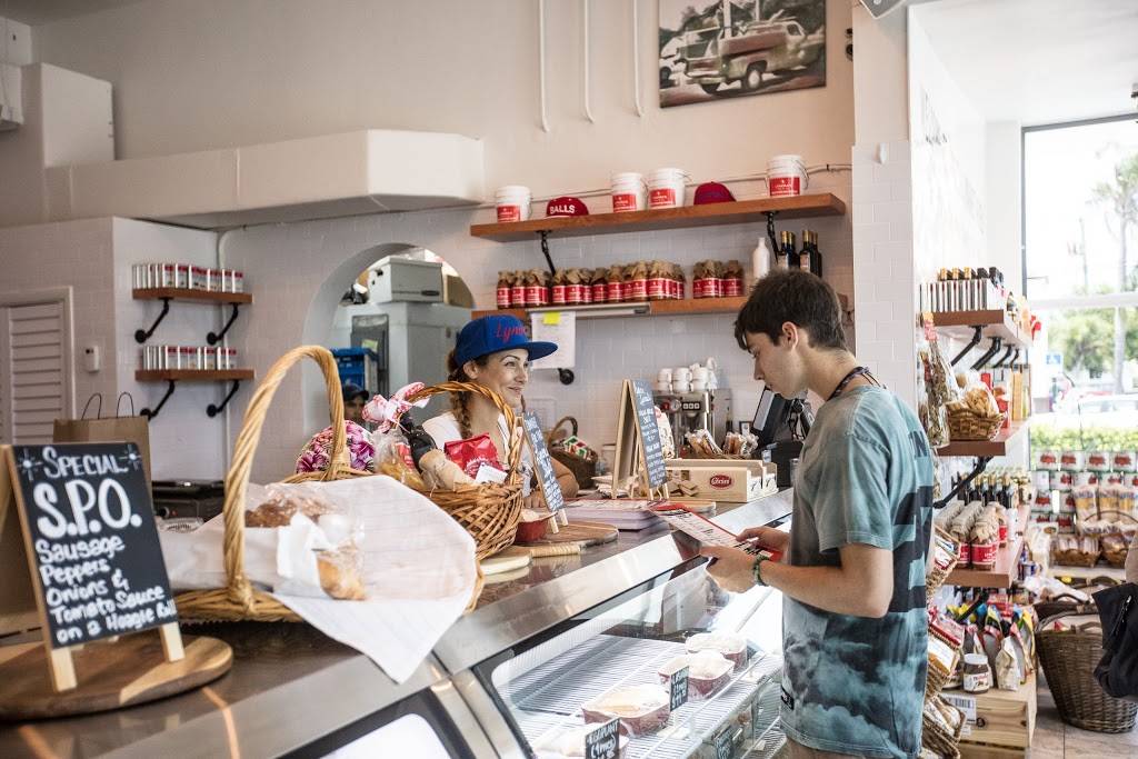 Lynoras Market And Deli | restaurant | 3301 S Dixie Hwy, West Palm Beach, FL 33405, USA | 5614443932 OR +1 561-444-3932
