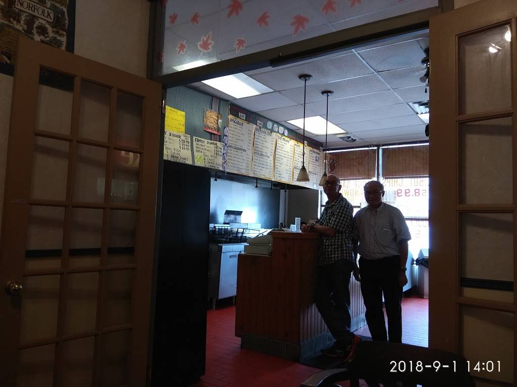 Leslie Valley Fish And Chips | restaurant | 17830 Leslie St, Newmarket, ON L3Y 3E5, Canada | 9058985967 OR +1 905-898-5967