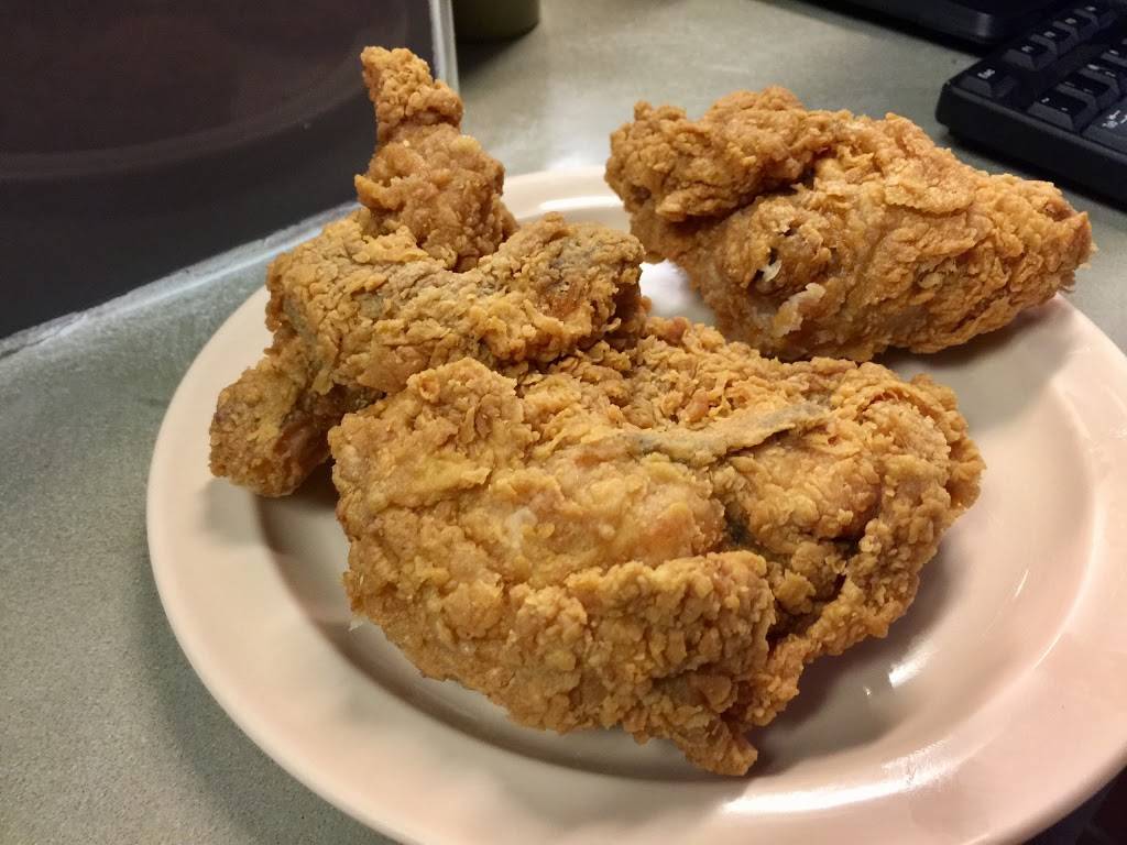 Popeyes Louisiana Kitchen | restaurant | 2301 W Jefferson St, Joliet, IL 60435, USA | 8157301230 OR +1 815-730-1230