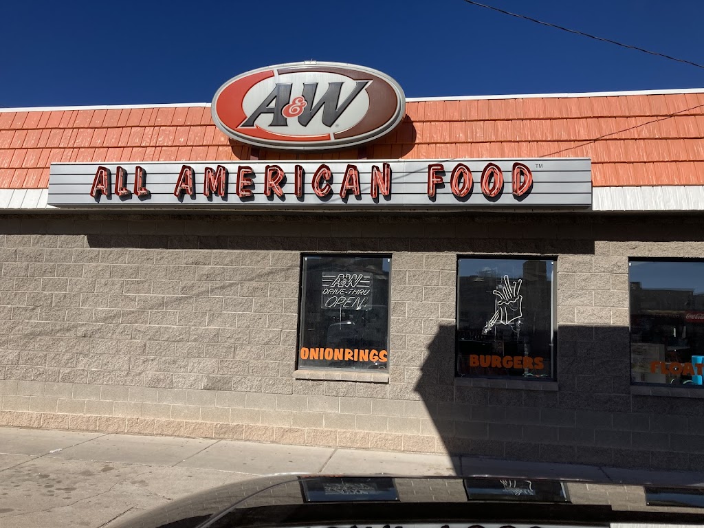 A&W Restaurant | restaurant | 101 W Hopi Dr, Holbrook, AZ 86025, USA | 9285242841 OR +1 928-524-2841