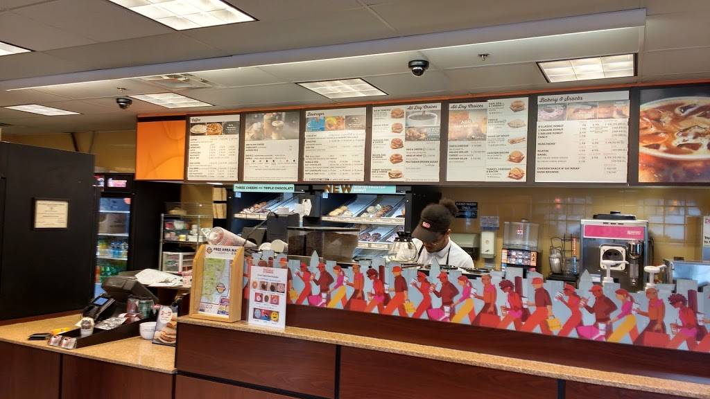 Dunkin | bakery | 3 Pier Market Pl, Narragansett, RI 02882, USA | 4017822223 OR +1 401-782-2223