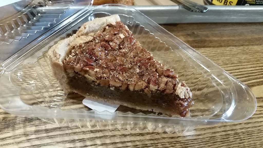 Dickeys Barbecue Pit | restaurant | 1950 Ximeno Ave, Long Beach, CA 90815, USA | 5624946666 OR +1 562-494-6666