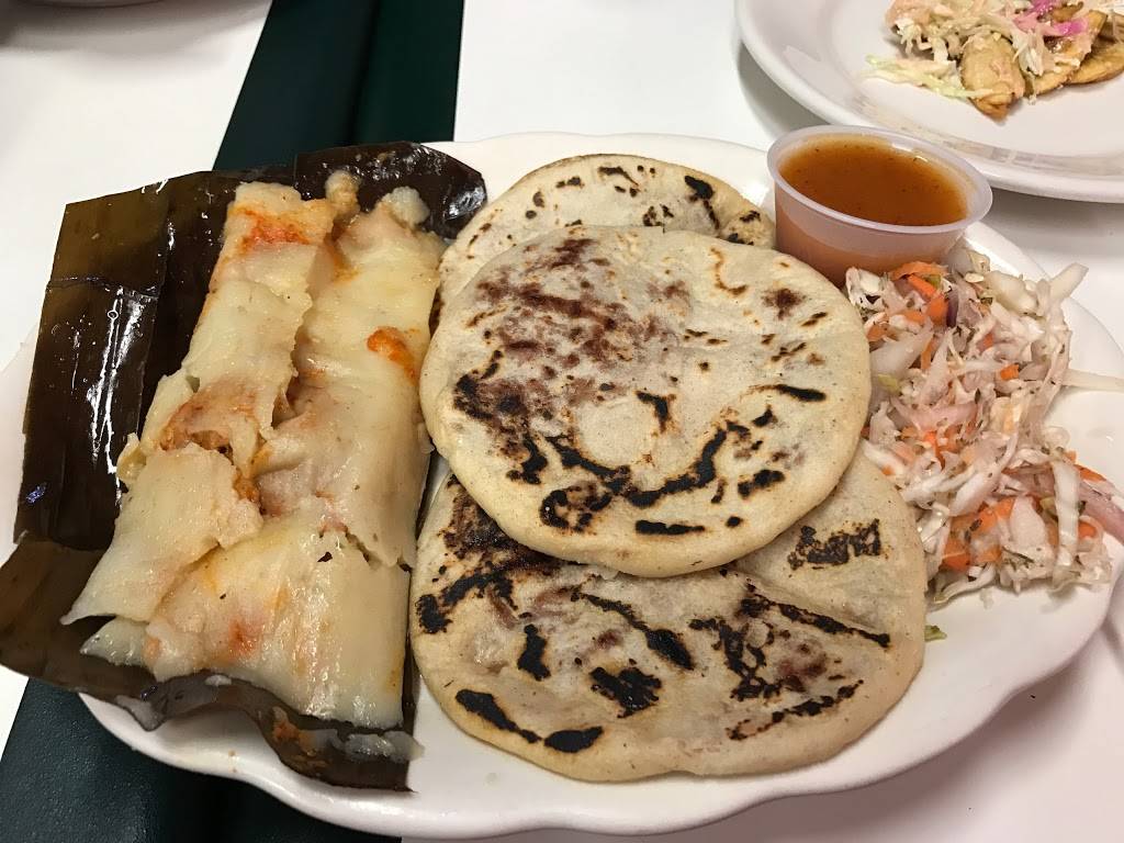 Amigos Restaurant | restaurant | 122 County St, New Bedford, MA 02744, USA | 7742066590 OR +1 774-206-6590