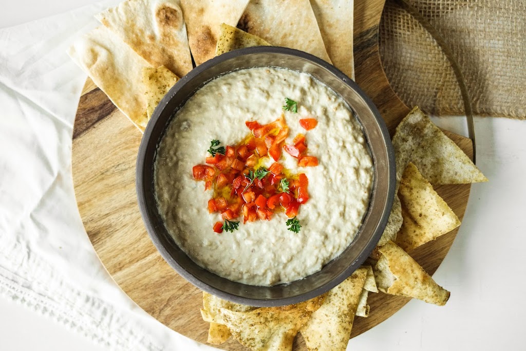 Meddys | restaurant | 2441 N Maize Rd Suite # 1501, Wichita, KS 67205, USA | 3168673670 OR +1 316-867-3670