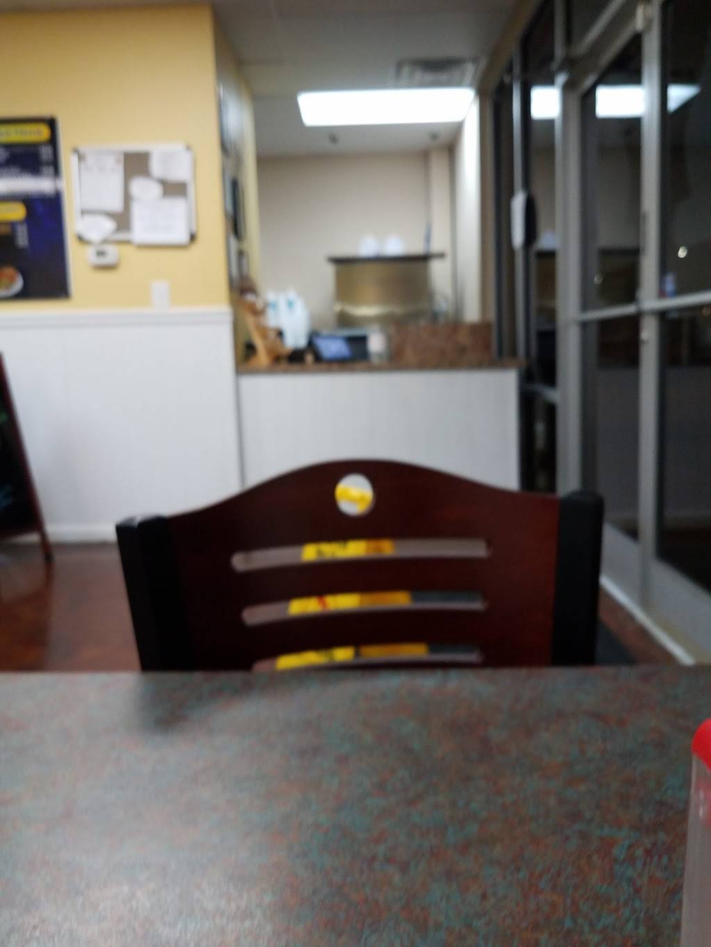 Nuttin But Wings | restaurant | 2201 Fort Campbell Blvd #100, Clarksville, TN 37040, USA | 9315030357 OR +1 931-503-0357