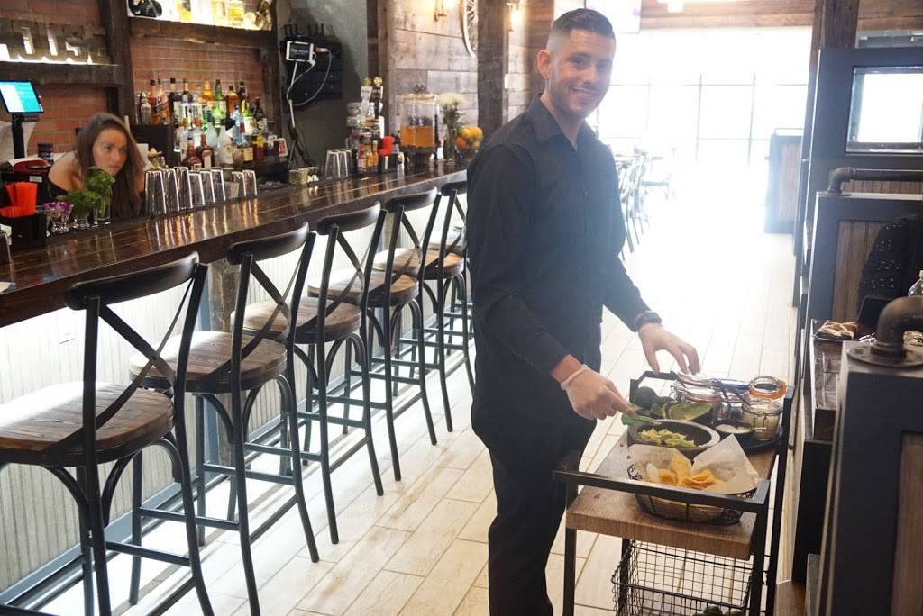 Oak House Mexican Kitchen | restaurant | 155 Tulip Ave, Floral Park, NY 11001, USA | 5167752135 OR +1 516-775-2135