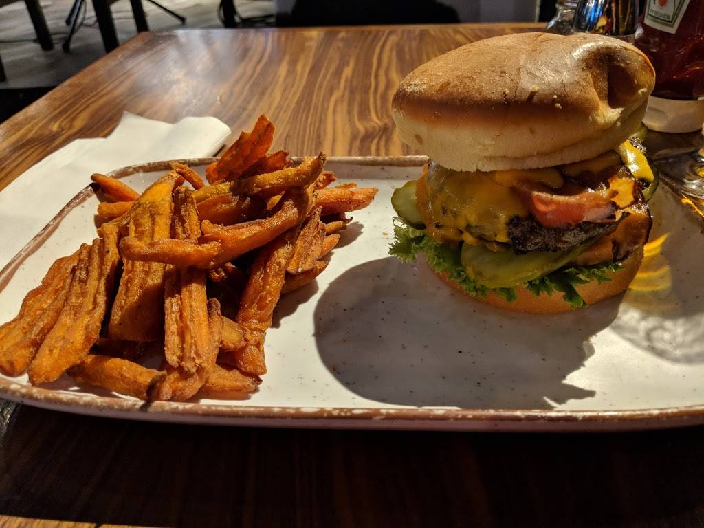 Whisky River | restaurant | 5501 Josh Birmingham Pkwy, Charlotte, NC 28208, USA | 7043594219 OR +1 704-359-4219